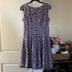 Danny & Nicole Sleeveless Dress in Size 12.